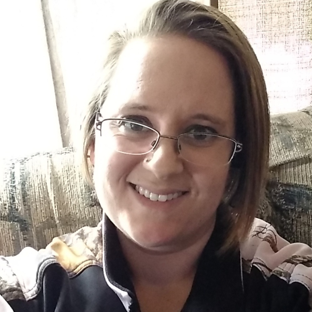 Meet your Posher, Kendra